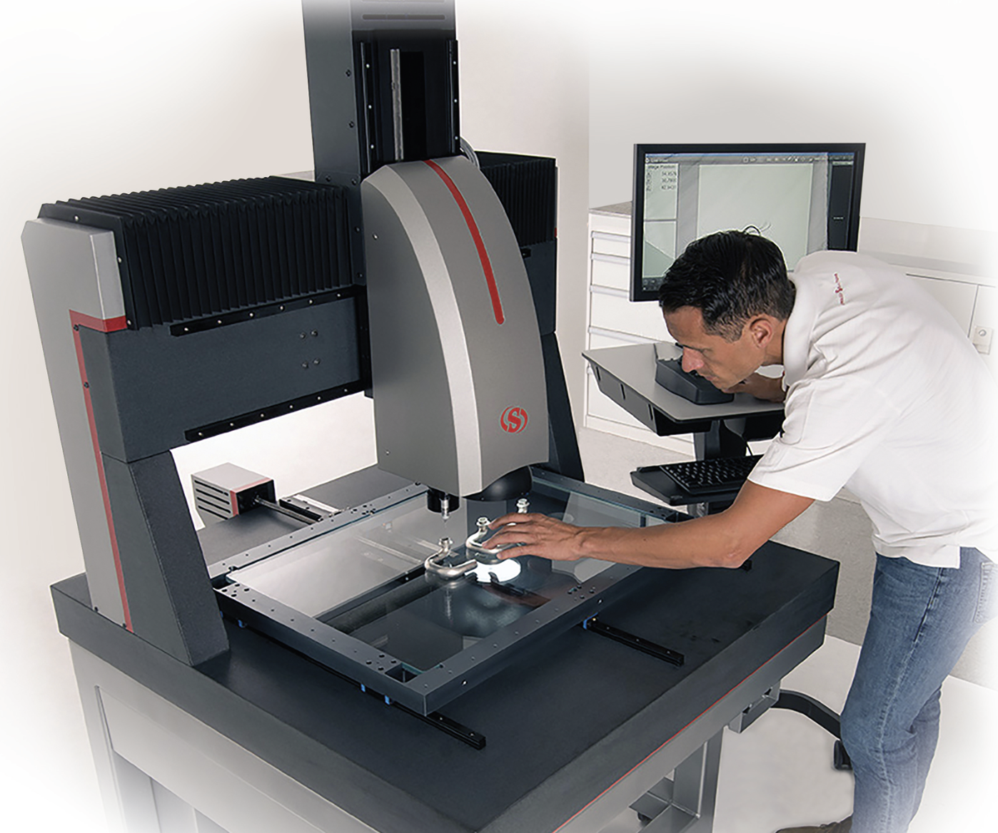 Walk-up metrology enables multiple operators, including those right on the shop floor, to utilize the same system for a variety of applications